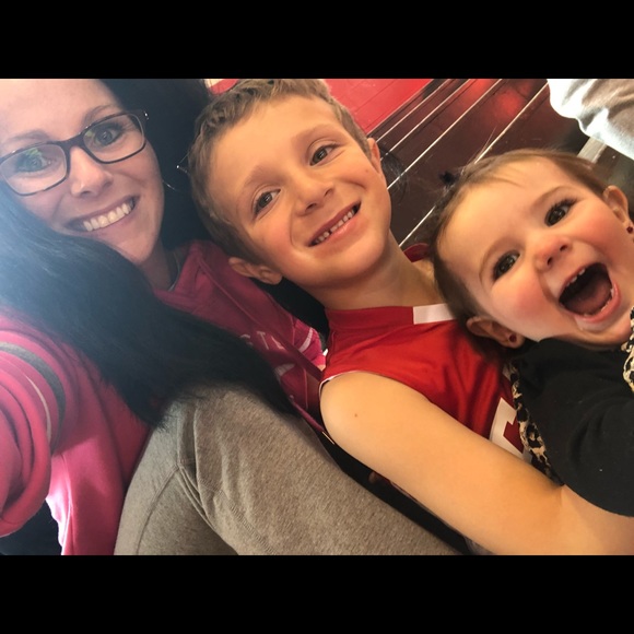 Meet your Posher, Samantha - Picture 2 of 3